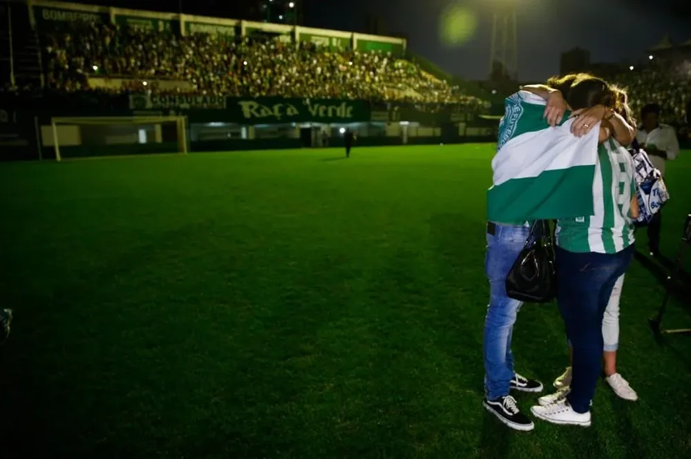 Hinchas de Chapecoense en su estadio