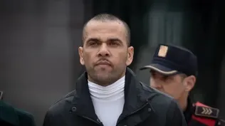 Dani Alves, libre pero condenado por agresión sexual.