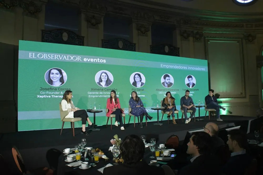 El cuarto panel del summit Innovación y Nuevos Negocios de El Observador Eventos