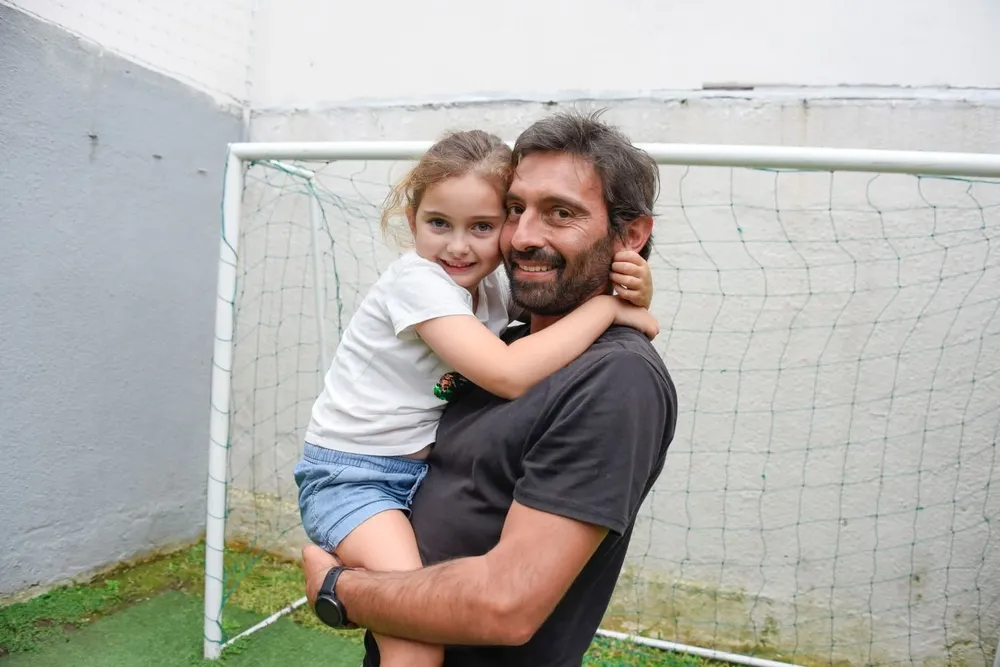 Ligüera con su hija Juana, la menor de los tres