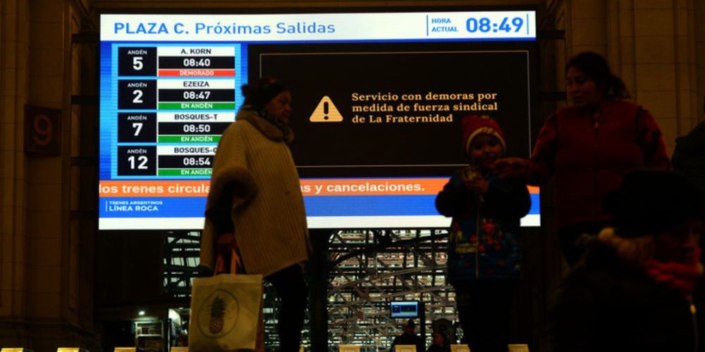 PARO DE TRENES HOY EN VIVO.jpg
