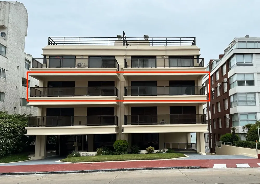 Cómodo y en un buen punto.