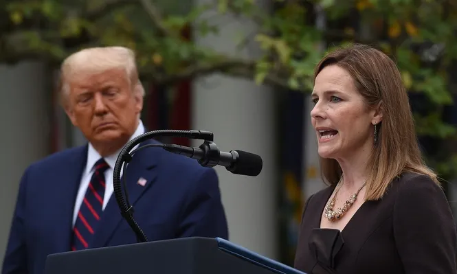 Trump nombró a la jueza conservadora Amy Coney Barrett a Corte Suprema