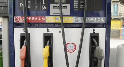 Desde hoy, si carga más de $ 800 en estaciones ya no podrá pagar en efectivo