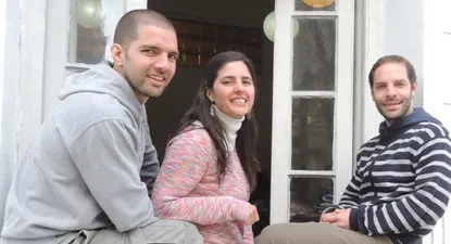 Los hermanos y socios en 2d, Diego,Tamara y Damián Farré.