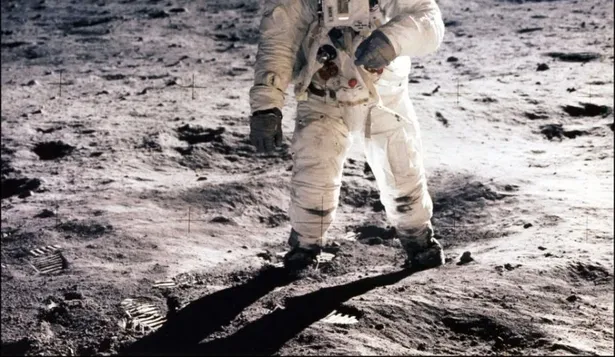 La llegada del hombre a la Luna en el año 1969 sigue dando de que hablar.