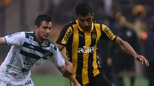 Maximiliano Olivera ante la marca de Germán Ferreira