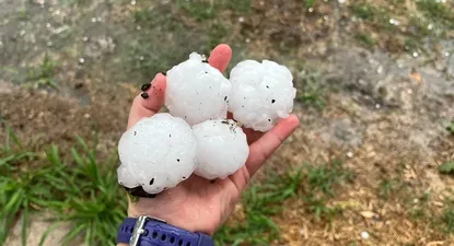 El servicio meteorológico de Cataluña compartió imágenes del granizo que cayó durante la tormenta