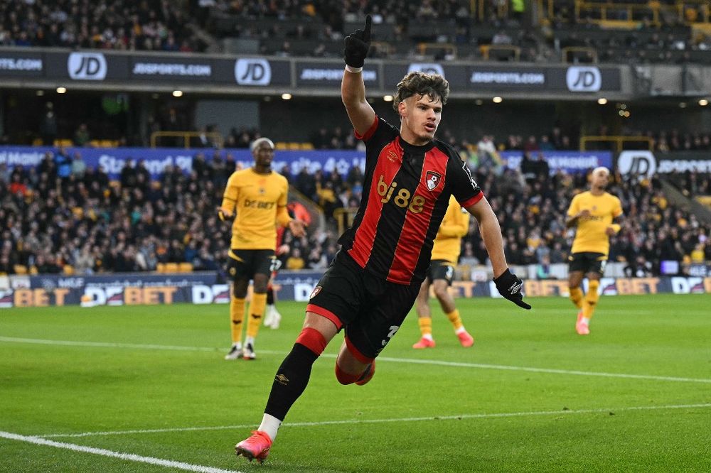 Milos Kerkez, el lateral que Liverpool fichó de Bournemouth