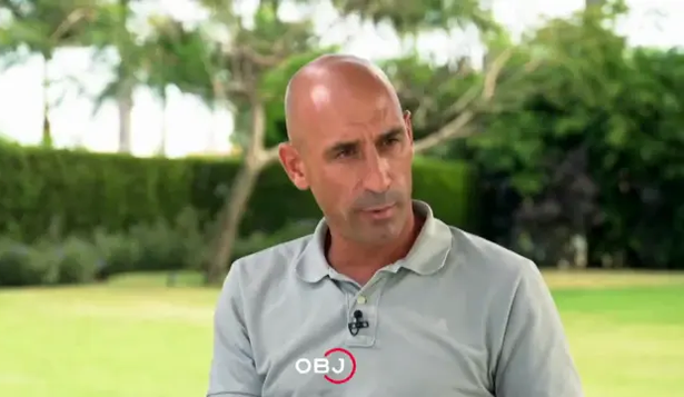 Luis Rubiales durante su entrevista con Ana Pastor en El Objetivo