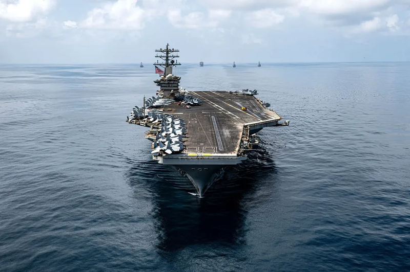 El portaviones Nimitz de Estados Unidos llega al Caribe y aumenta la presión sobre Cuba