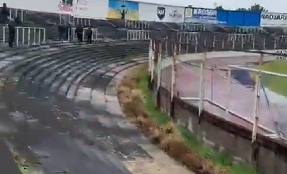 Así se veía la tribuna visitante del Tróccoli antes del Cerro vs Peñarol
