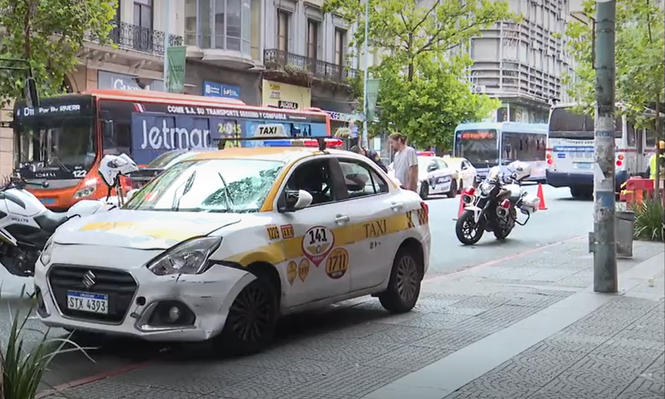 Accidente en 18 de Julio a metros de la Plaza Independencia