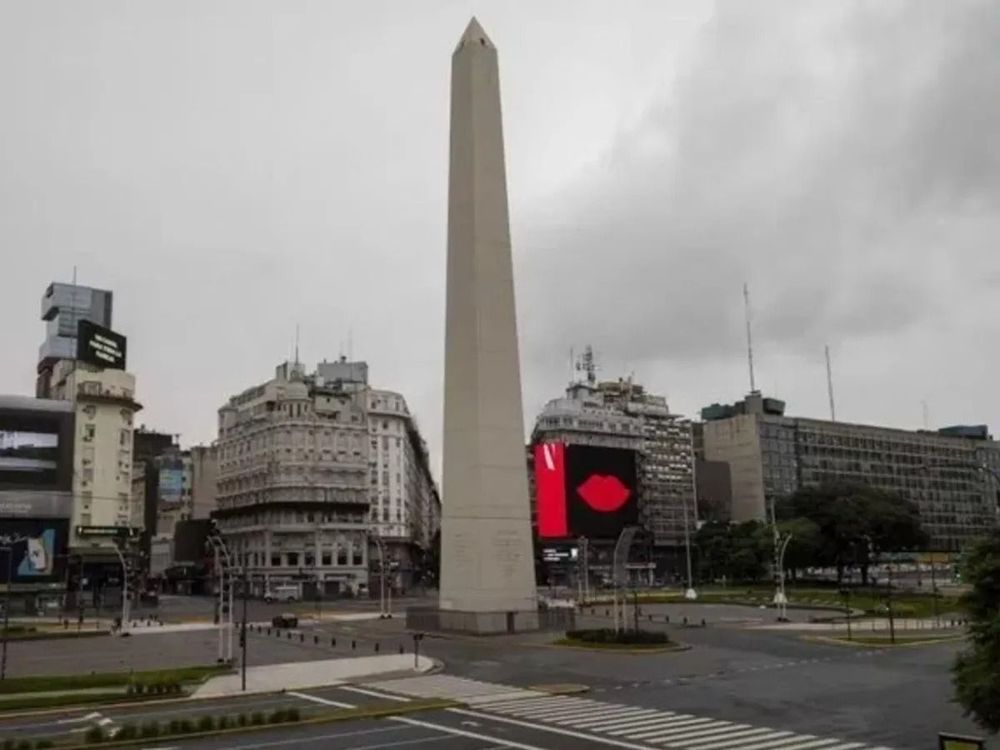 Cielo parcialmente nublado durante toda la jornada