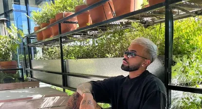 Nicolás Schiappacasse mostró su nuevo look desde Córdoba