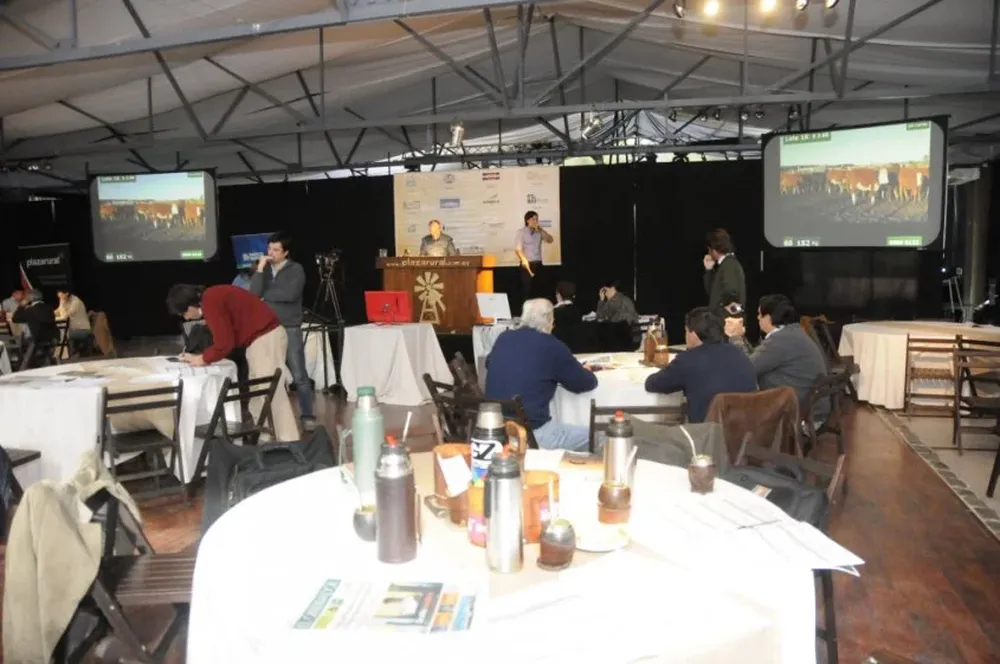 El remate se hará en el local de la Sociedad Criolla Elías Regules