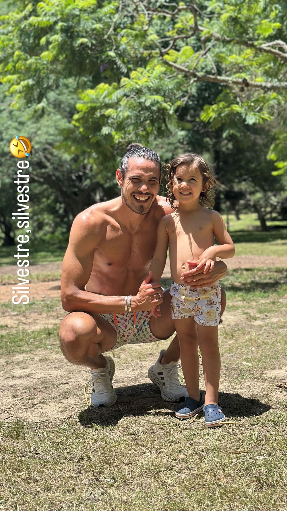 Cavani entrena en sus vacaciones