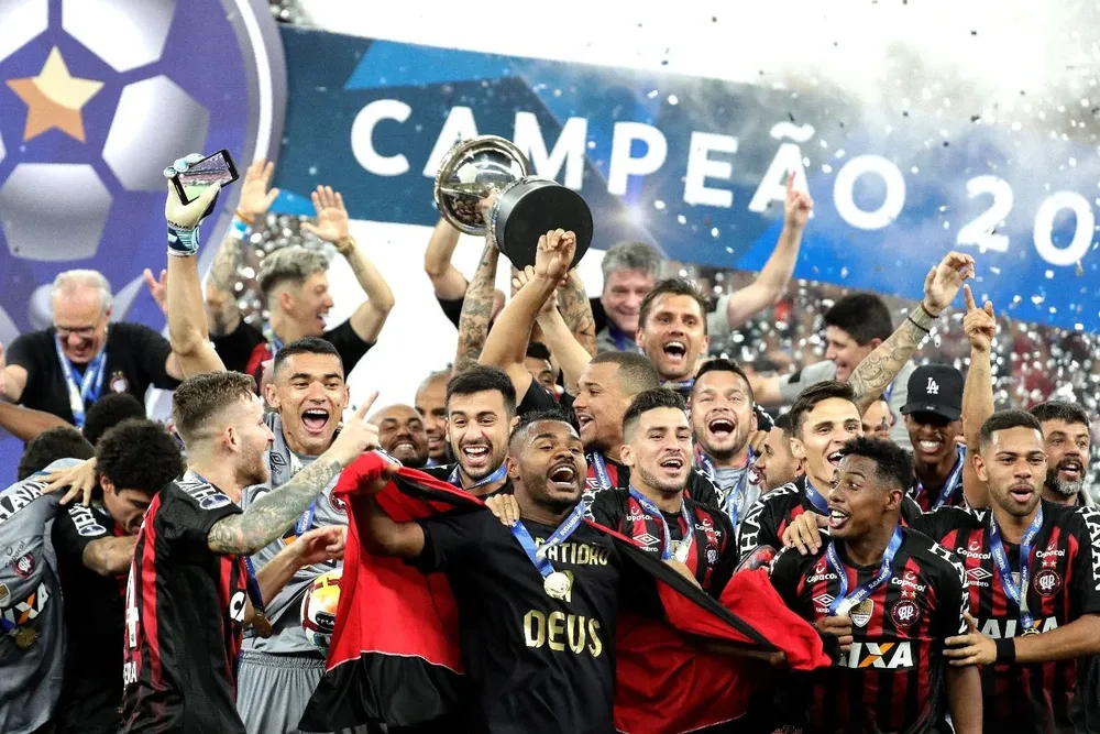 El festejo de Paranaense