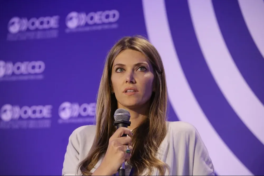 La legisladora griega Eva Kaili fue la primera detenida por el caso de corrupción en el Parlamento Europeo por sobornos de Catar a miembros de ese cuerpo.