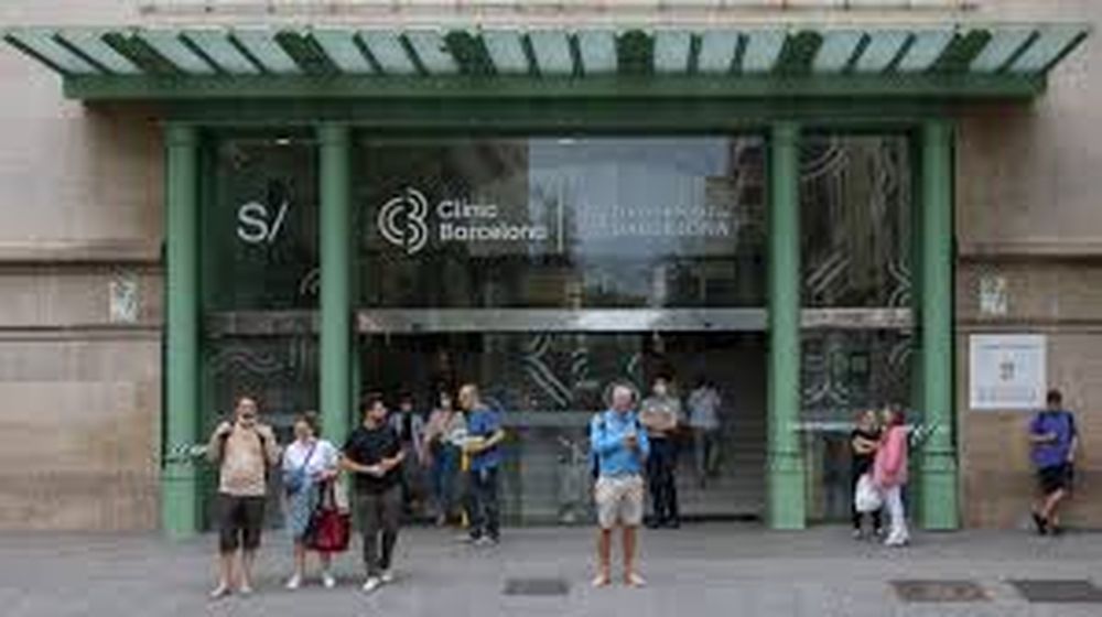 La entrada del hospital Clínic Barcelona