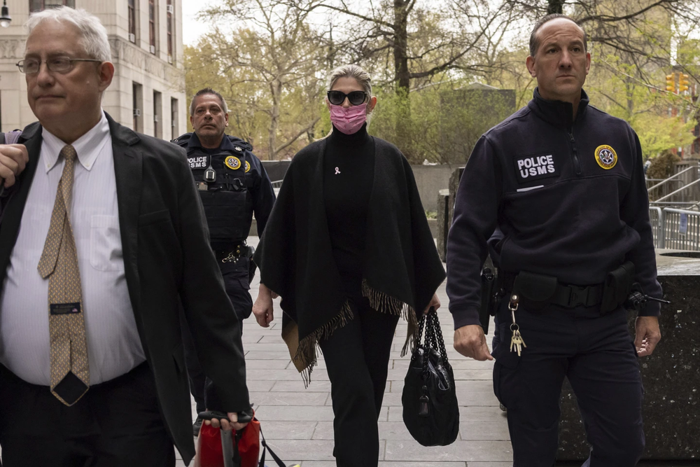 Nadine Menéndez - AP.jpg