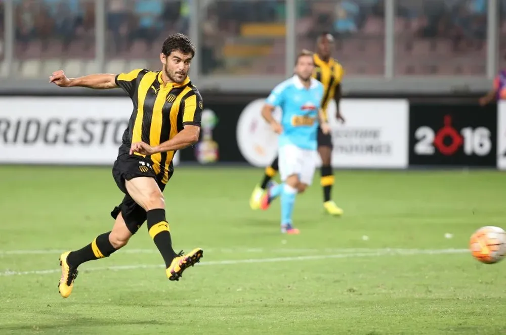 La definición de Luis Aguiar para el gol aurinegro