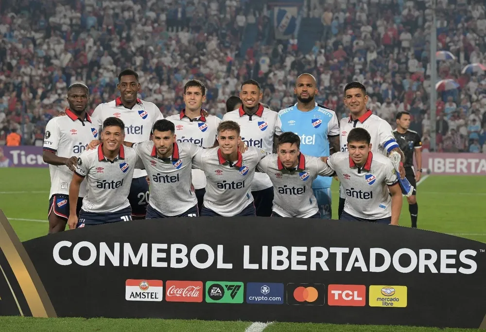 El equipo de Nacional que enfrentó a Always Ready