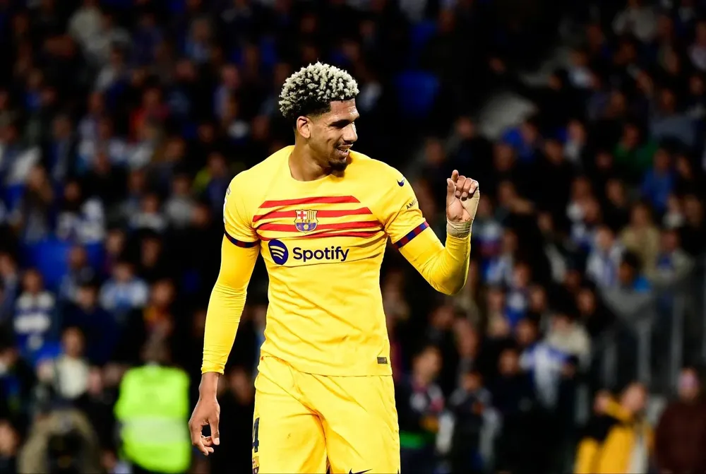 Araujo en FC Barcelona