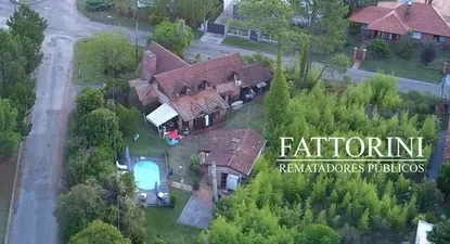 Casa de cuatro dormitorios en Punta del Este va a remate sin base