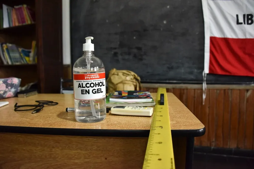 El anuncio de ANEP generó dudas entre los colegios