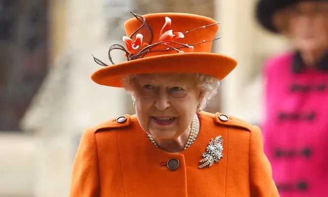 La reina Isabel II