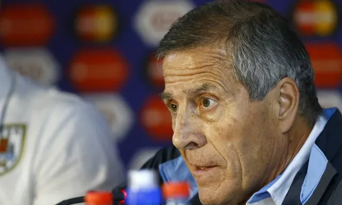 Tabárez denunciado por insulto: Es absolutamente falso y la voy a seguir