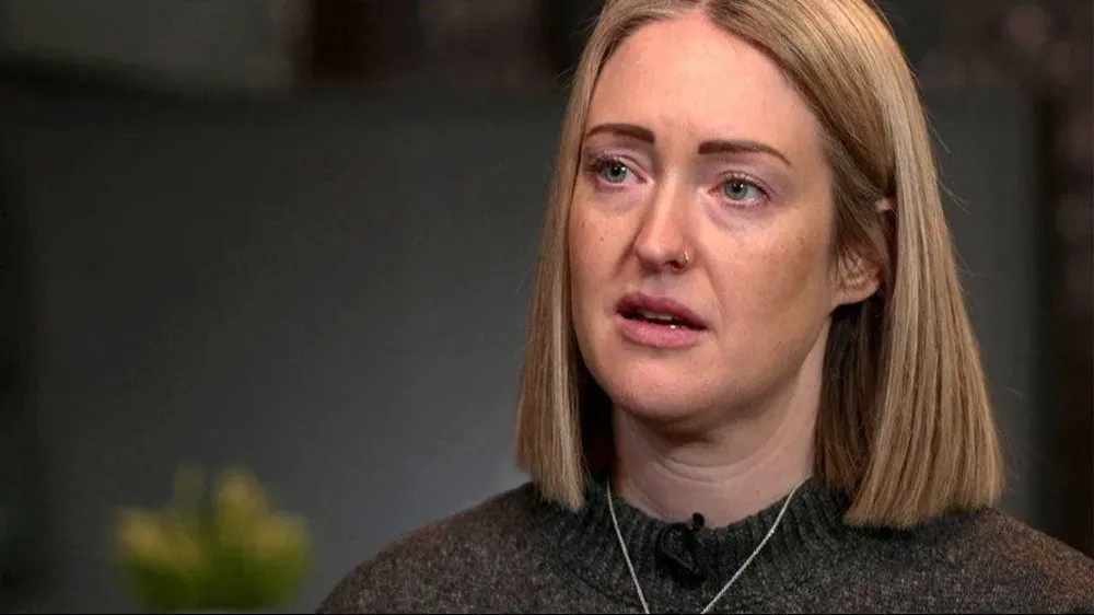 Hablando con la BBC, Esther Ghey dijo que la madre de Scarlett Jenkinson fue abierta y respetuosa.