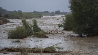 La crecida del río en el temporal.