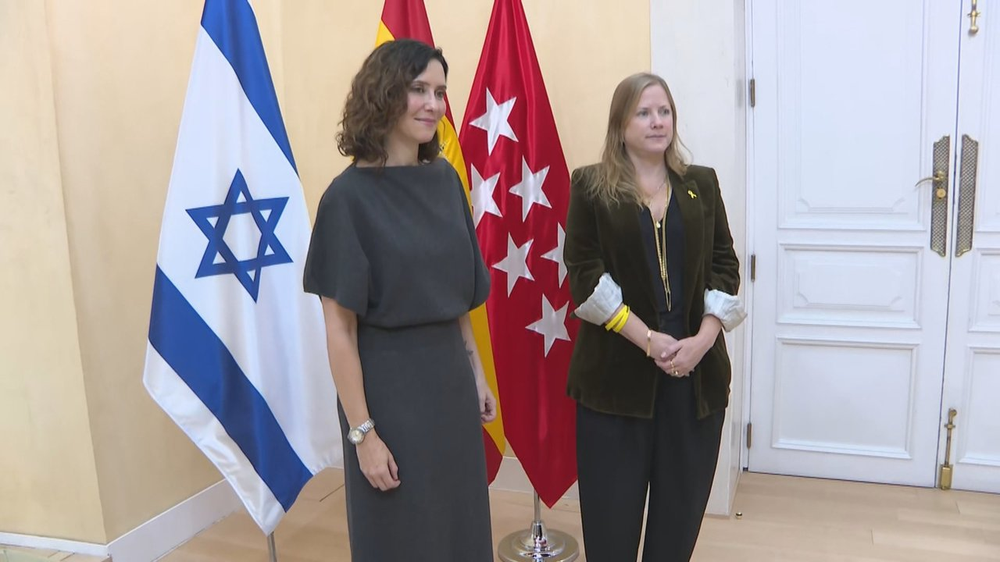 Isabel Díaz Ayuso y la encargada de Negocios de la embajada de Israel en Madrid, Dana Erlich.