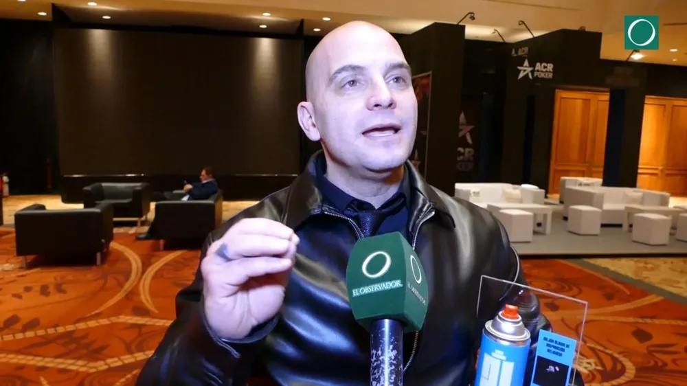 Hernán Vallarino en diálogo con El Observador