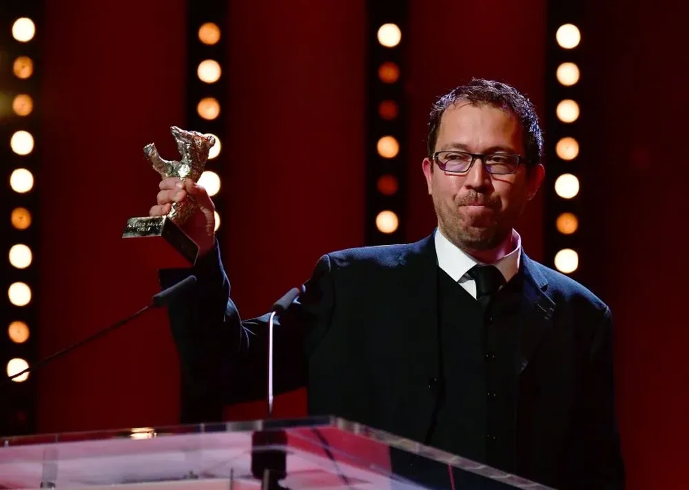  El director de Las herederas Marcelo Martinessi durante la entrega de premios de la Berlinale