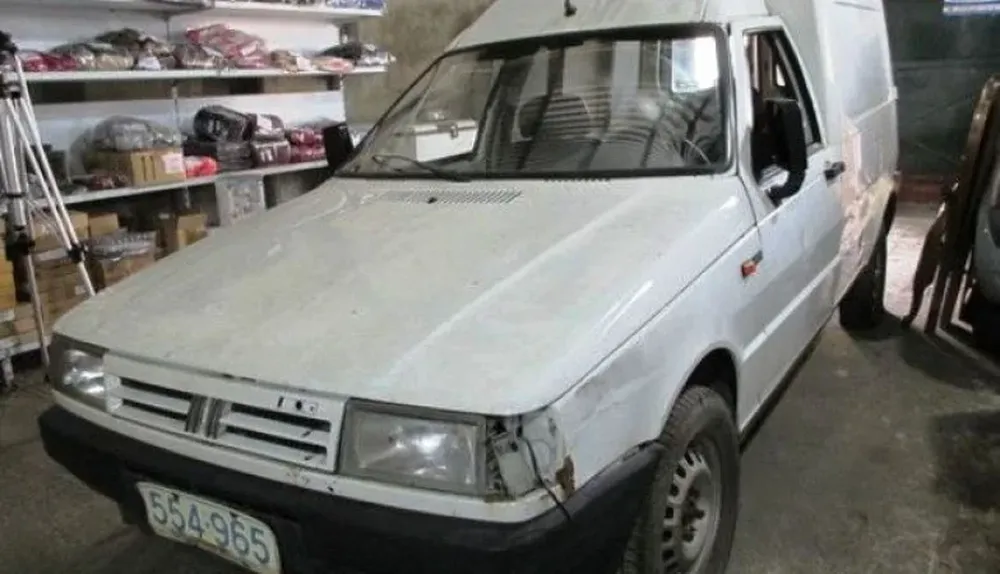 La camioneta Fiat Fiorino Furgón, uno de los vehículos a ser vendidos