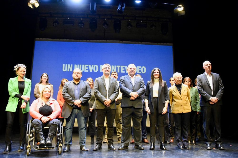 Mario Bergara presentó su gabinete para la Intendencia de Montevideo