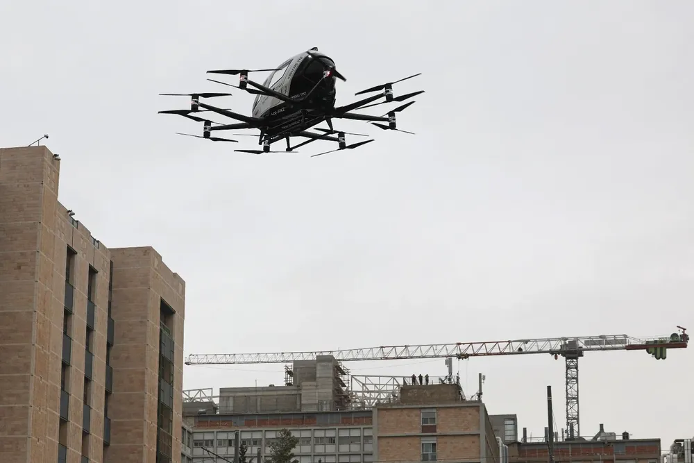 El drone de prueba sobrevuela las calles de Jerusalén.
