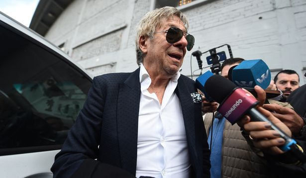 Francisco Paco Casal se reúne con la AUF en el Estadio Centenario por los derechos de televisación del fútbol uruguayo el 4 de junio de 2025