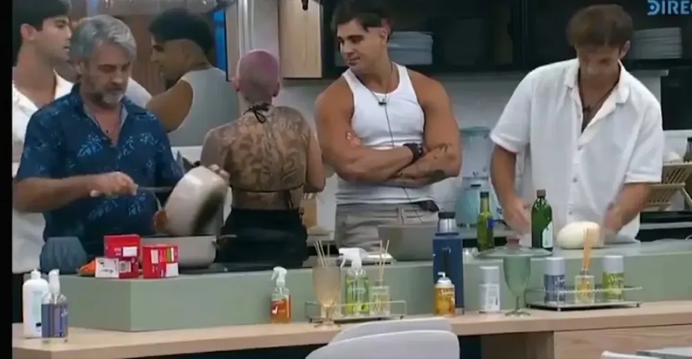 Nicolás, Darío, Furia, Mauro y Bautista GH