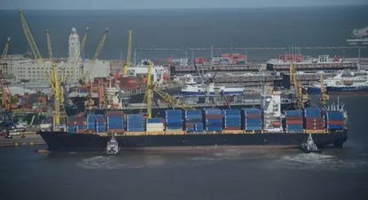 Exportaciones de bienes cortan racha adversa y crecen 1,7% en agosto