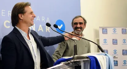 Nicolás Martínez con Lacalle Pou en la campaña