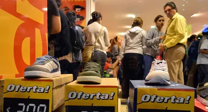 Poder de compra aumentó 2,8% en 12 meses