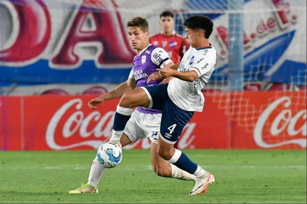 Lucas Agazzi y Thiago Helguera