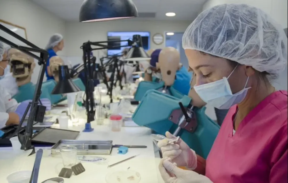 En 2021 la carrera de Odontología incorpora una serie de cambios y novedades.