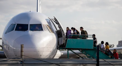 La situación de demoras y cancelaciones constantes plantea un debate sobre el rol del Estado en la regulación del sector aerocomercial.