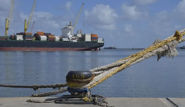 Uruguay busca dragar a 14 metros el puerto de Montevideo