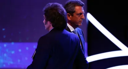 Javier Milei y Sergio Massa, con estrategias opuestas